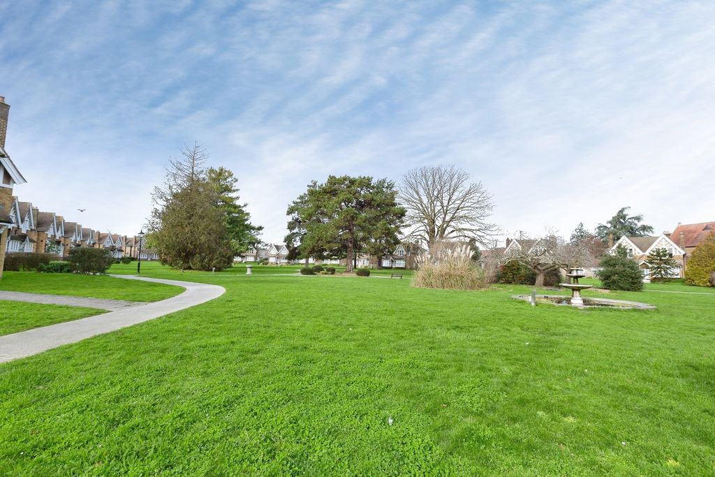 Property photo 3 of 18 Pbox-Img.Jpg