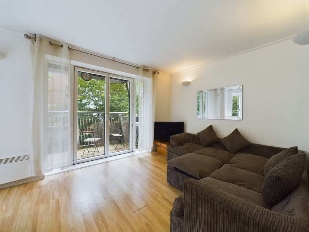 Property photo 2 of 19