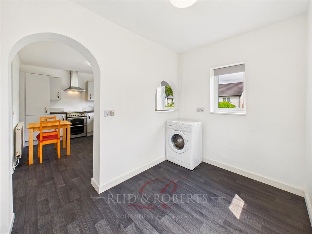 Property photo 2 of 33 Cam04884G0-Pr0055-Still032.Jpg