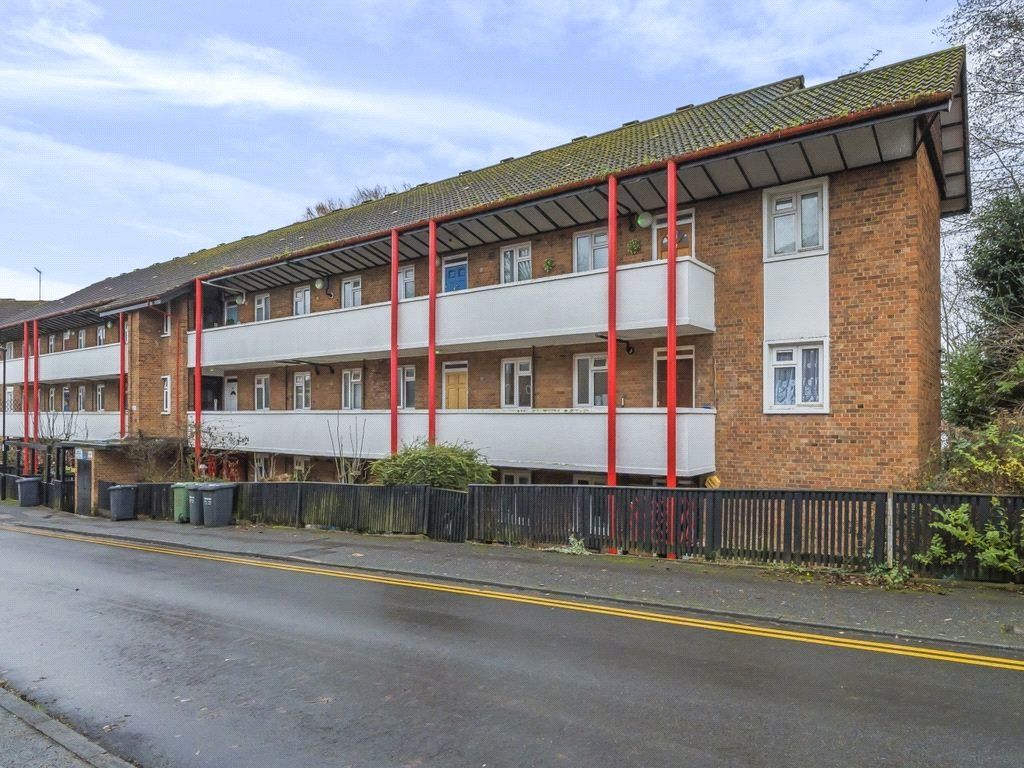 Property photo 1 of 9 External