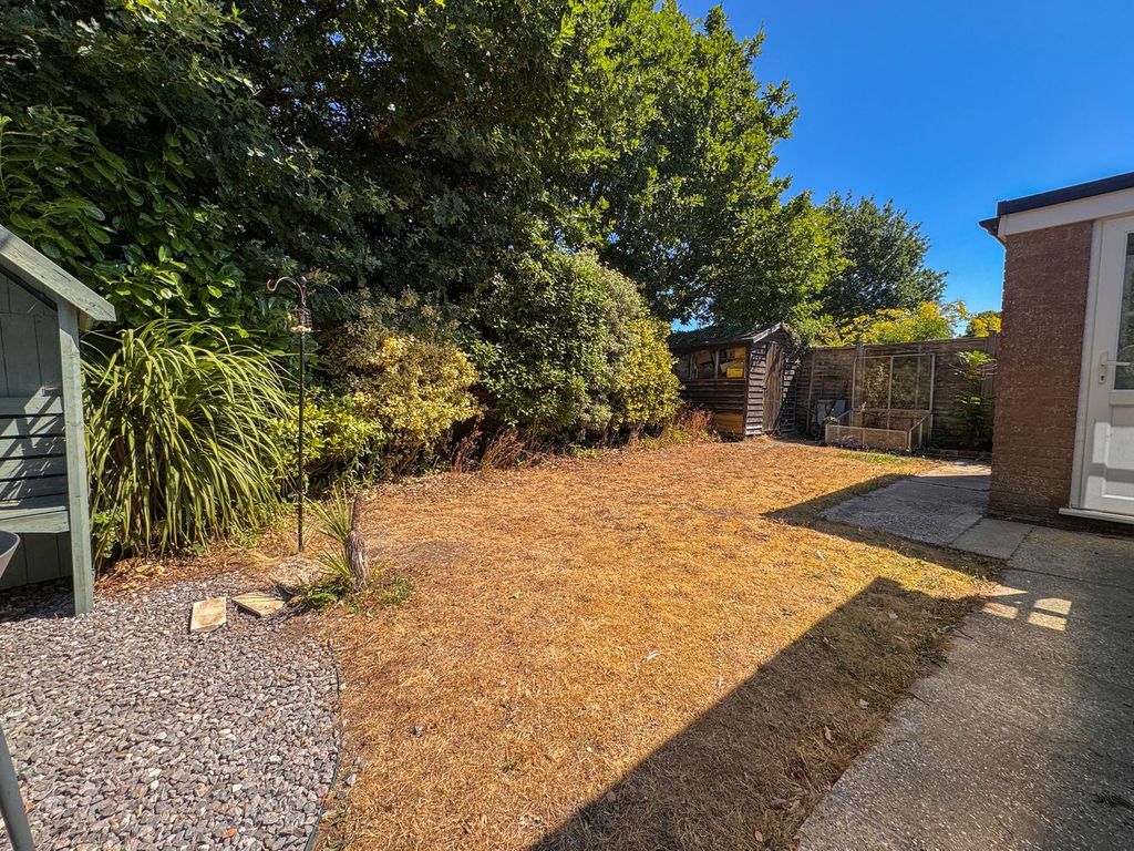 Property photo 2 of 21