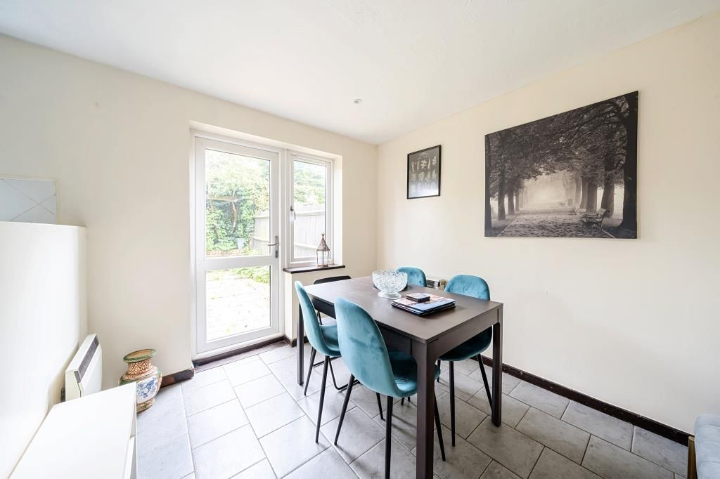 Property photo 2 of 10 Dining Area