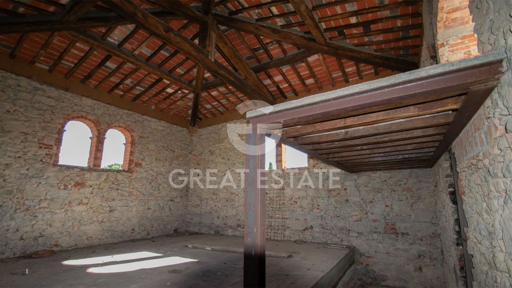 Property photo 2 of 16 Interiors