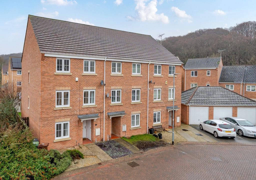 Property photo 1 of 25 Picture No. 27