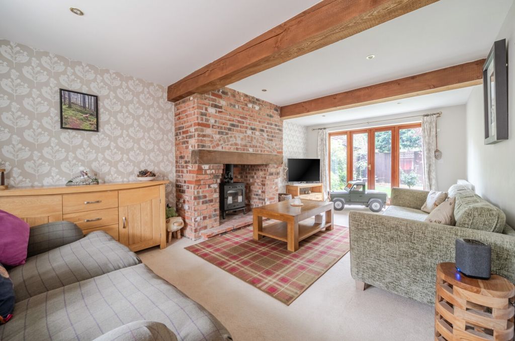 Property photo 2 of 32 1521613-9-1A0A4E53d0396