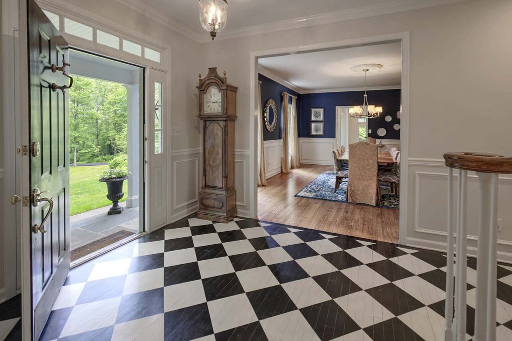 Property photo 3 of 8 <Alttext/>