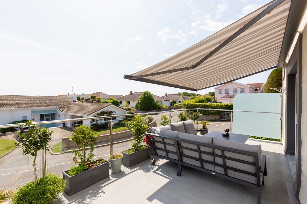 Additional image 27 of 2 bed flat for saleThe Old Belfry, Les Ruisseaux, St Brelade JE3