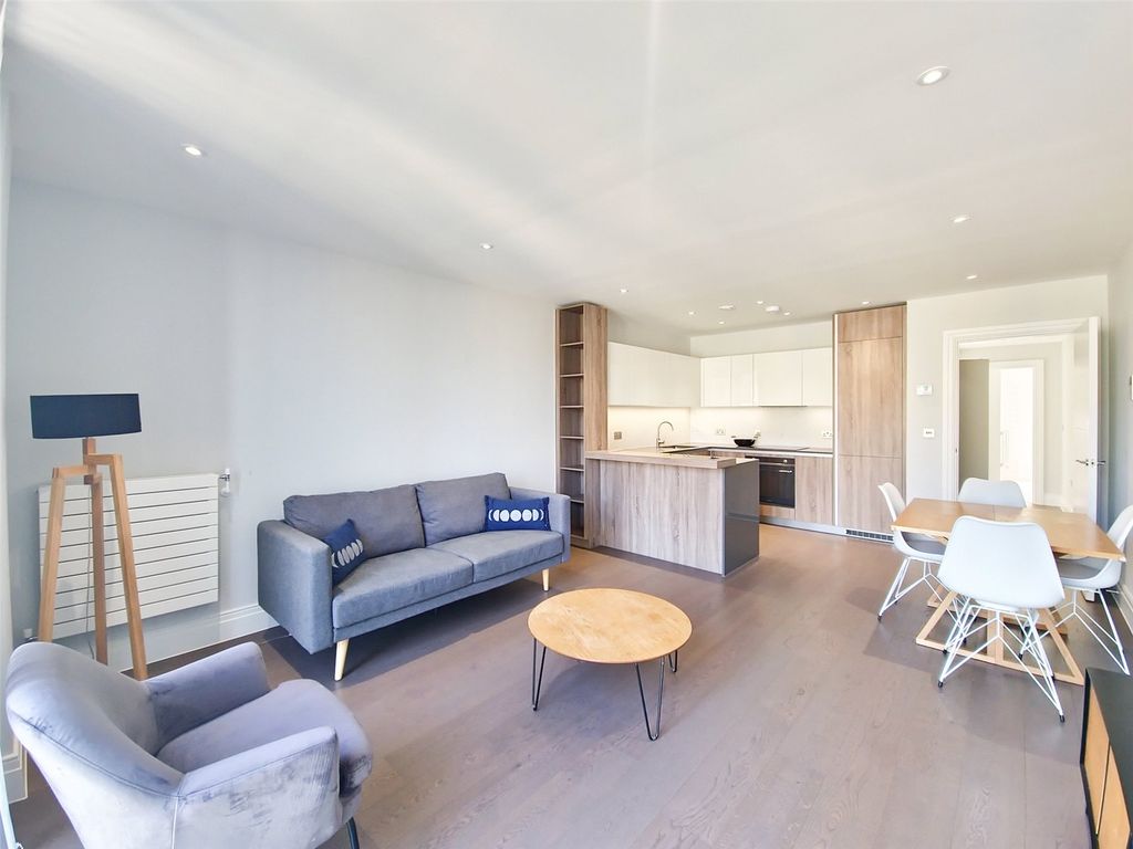 Property photo 2 of 7