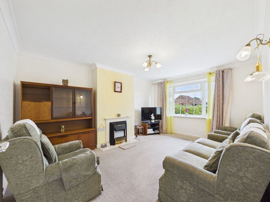 Property photo 3 of 26
