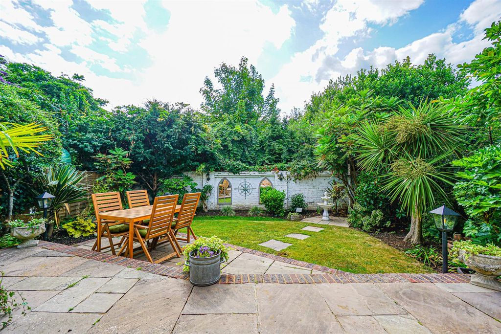 Property photo 2 of 28 Dsc02736_Alto.Jpg