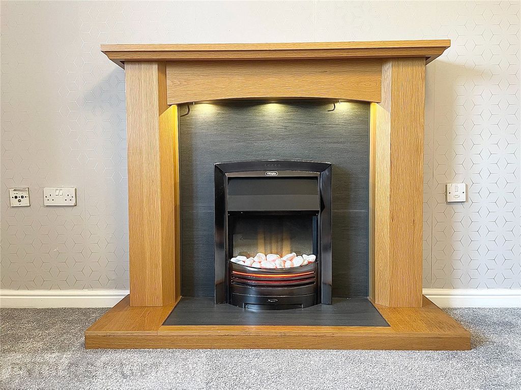 Property photo 3 of 17 Fire Place