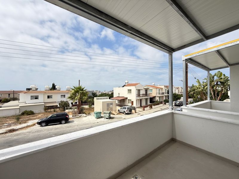 Property photo 2 of 14 Balcony