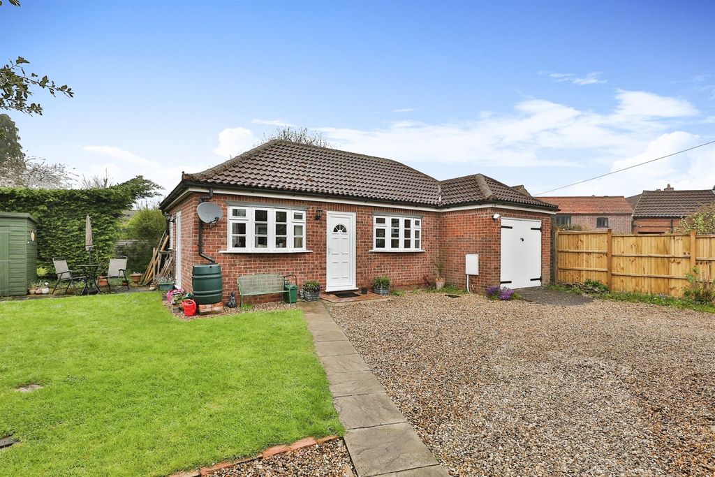 Property photo 3 of 15