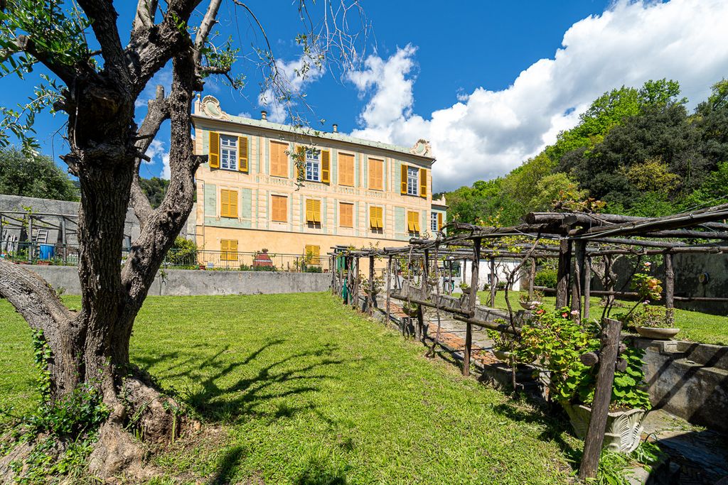 Property photo 3 of 40