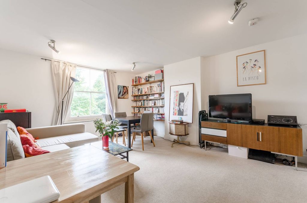 Property photo 2 of 7