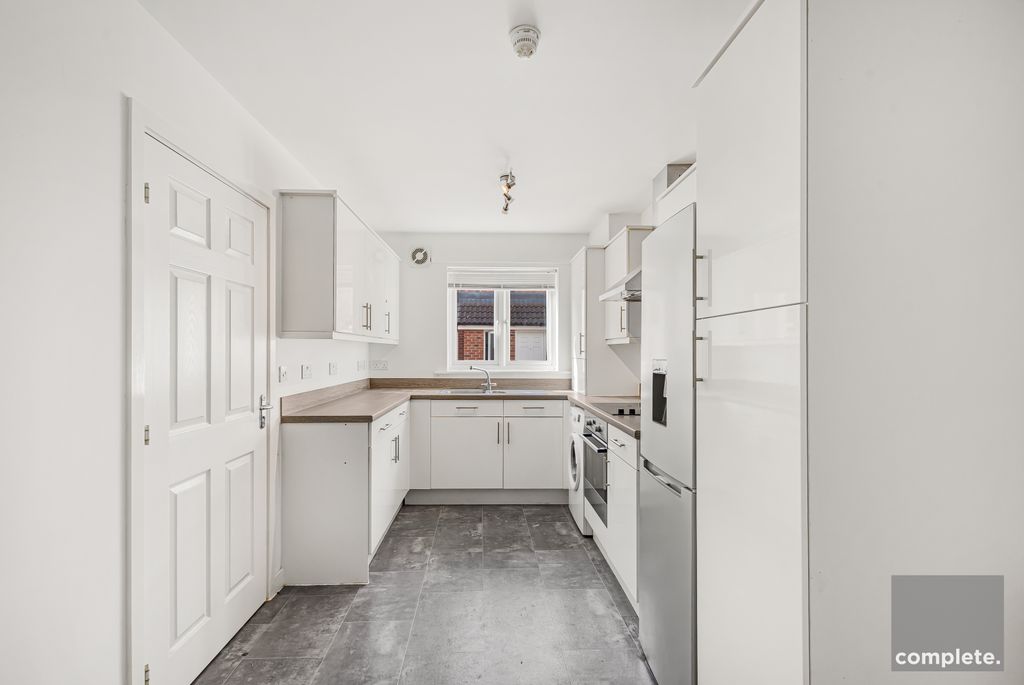 Property photo 2 of 14 7_89850_Watermarked