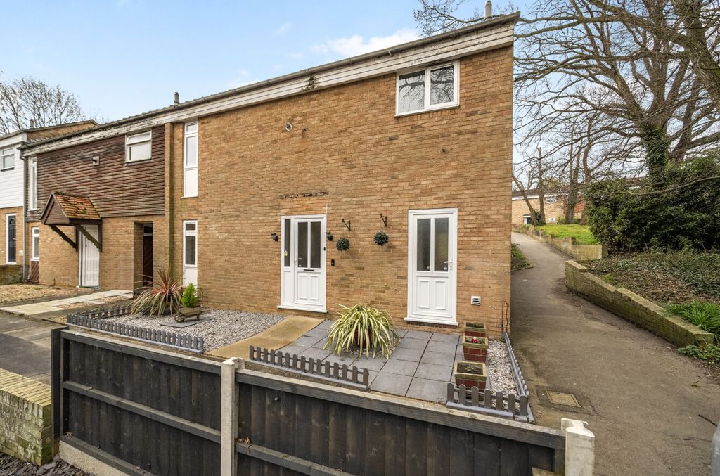 Property photo 1 of 19 1438529-17-69cd38...