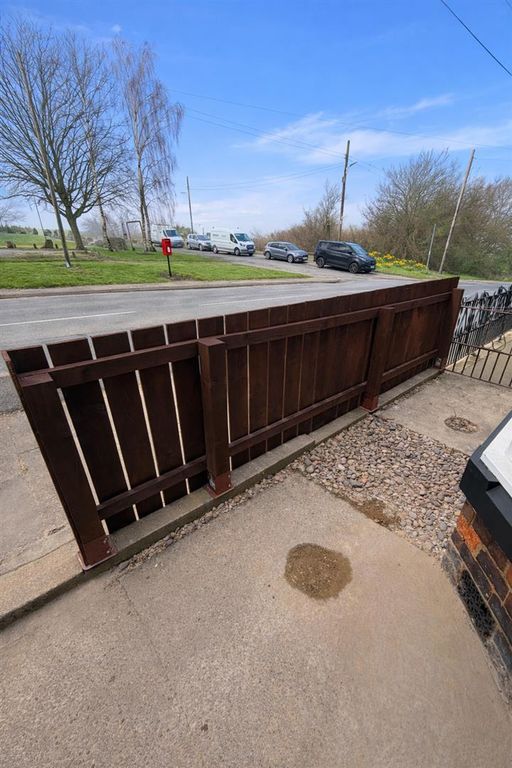 Property photo 3 of 31 Efe624Cb-Ca67-4D93-Adaf-63Ad3E07Bb64.Png