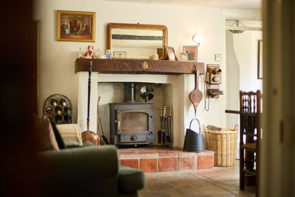 Property photo 3 of 39