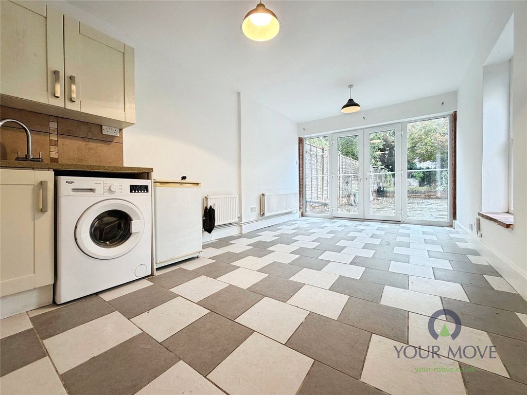 Property photo 2 of 9 Picture No. 03
