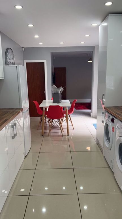 Property photo 1 of 4 Photo 3