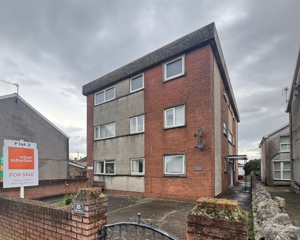 Property photo 1 of 12