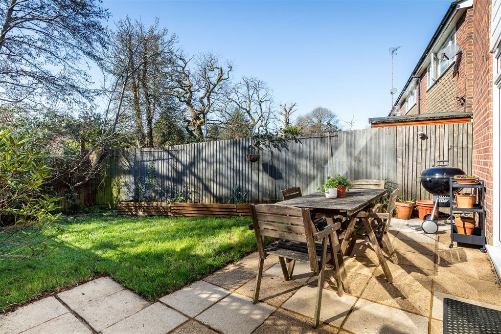 Property photo 3 of 17