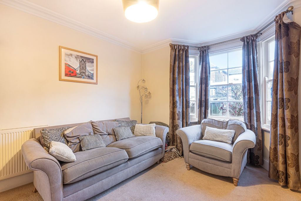Property photo 2 of 16 4557101