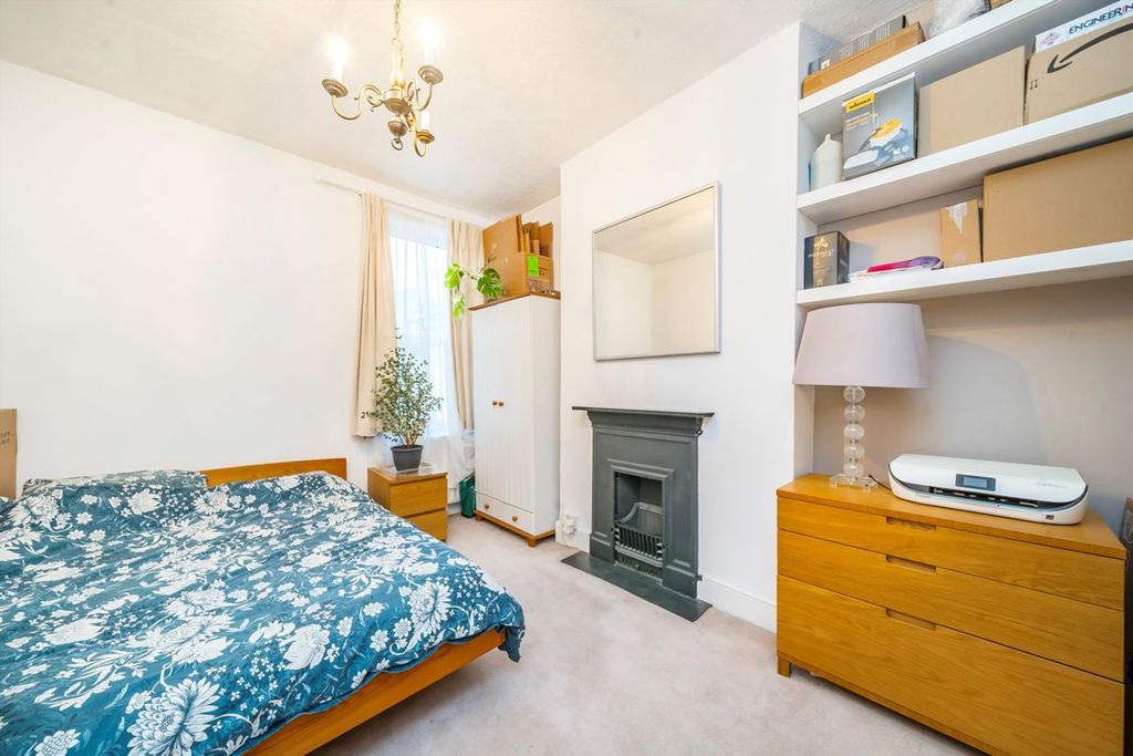 Property photo 3 of 4