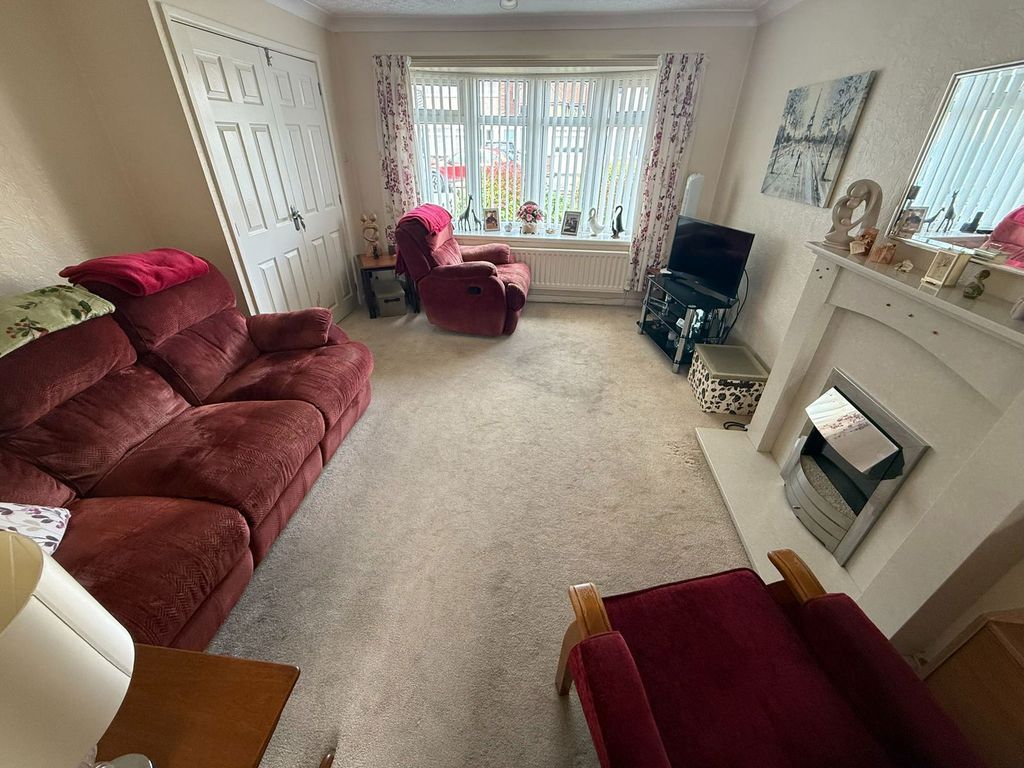Property photo 3 of 16
