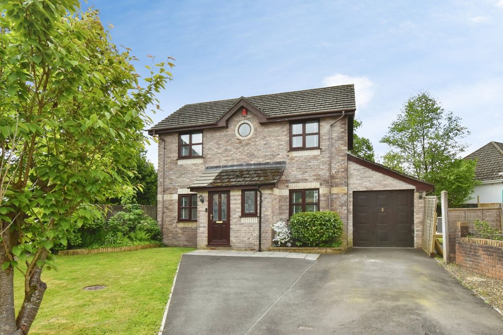 Property photo 1 of 25 Pbox-Img.Jpg