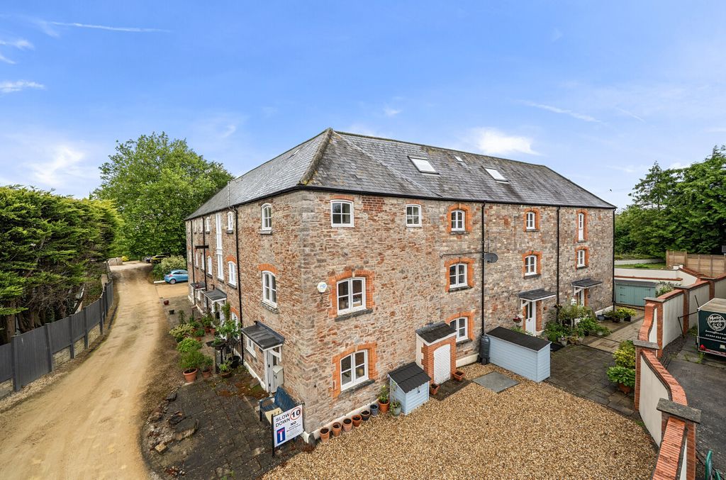 Property photo 1 of 21 1472925-2-6A2Abeb...