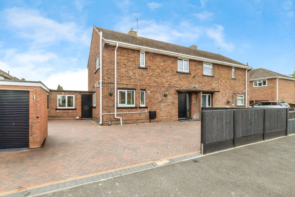 Property photo 1 of 20 Bf4A8032