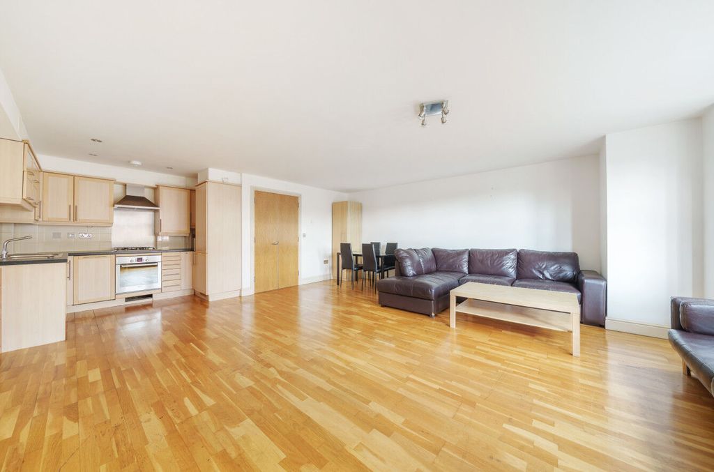 Property photo 3 of 16 1023625 (2)