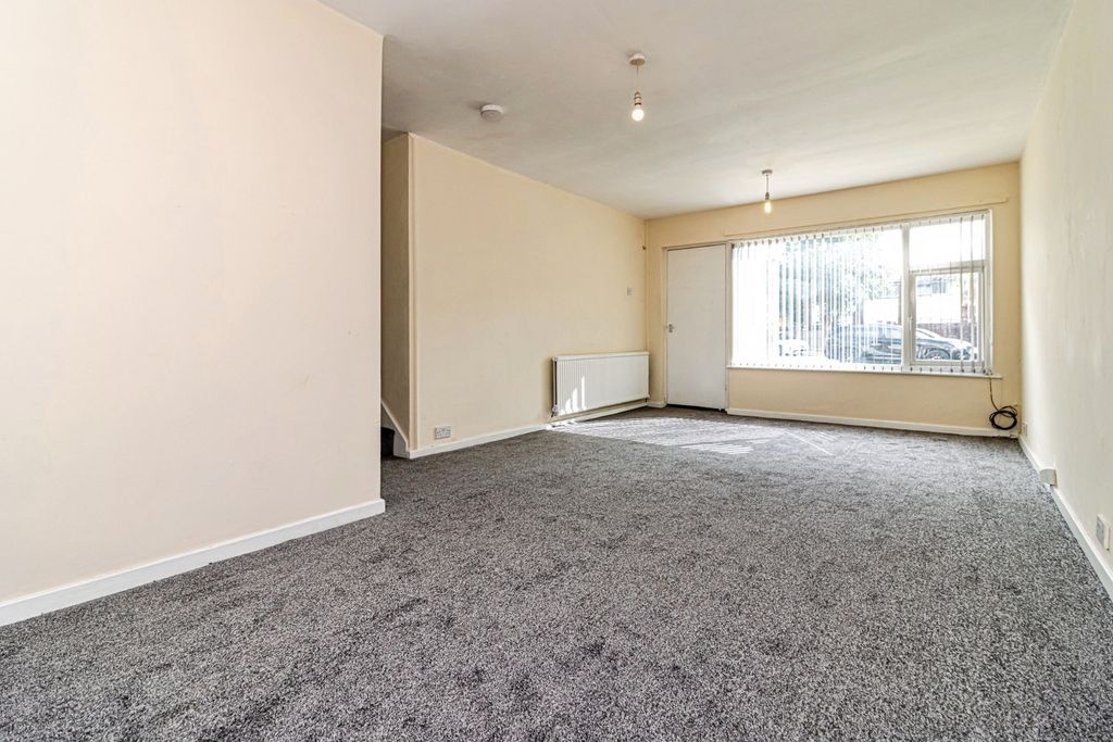 Property photo 2 of 12 Photo