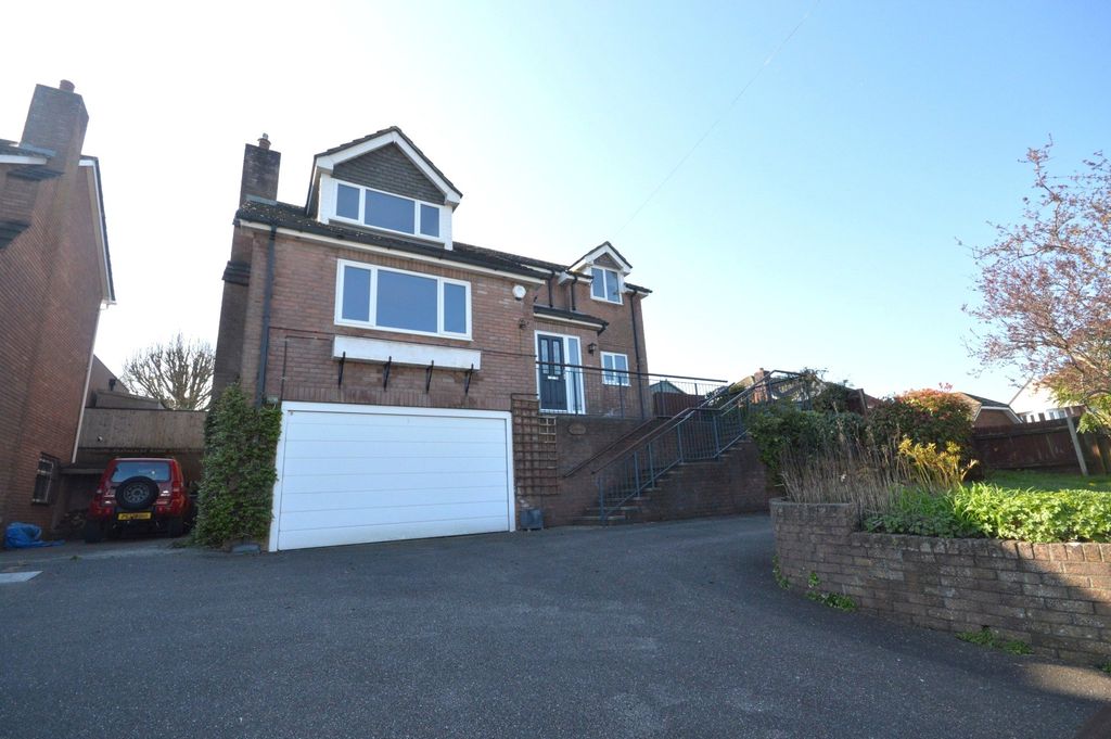 Property photo 1 of 27 Picture No. 37