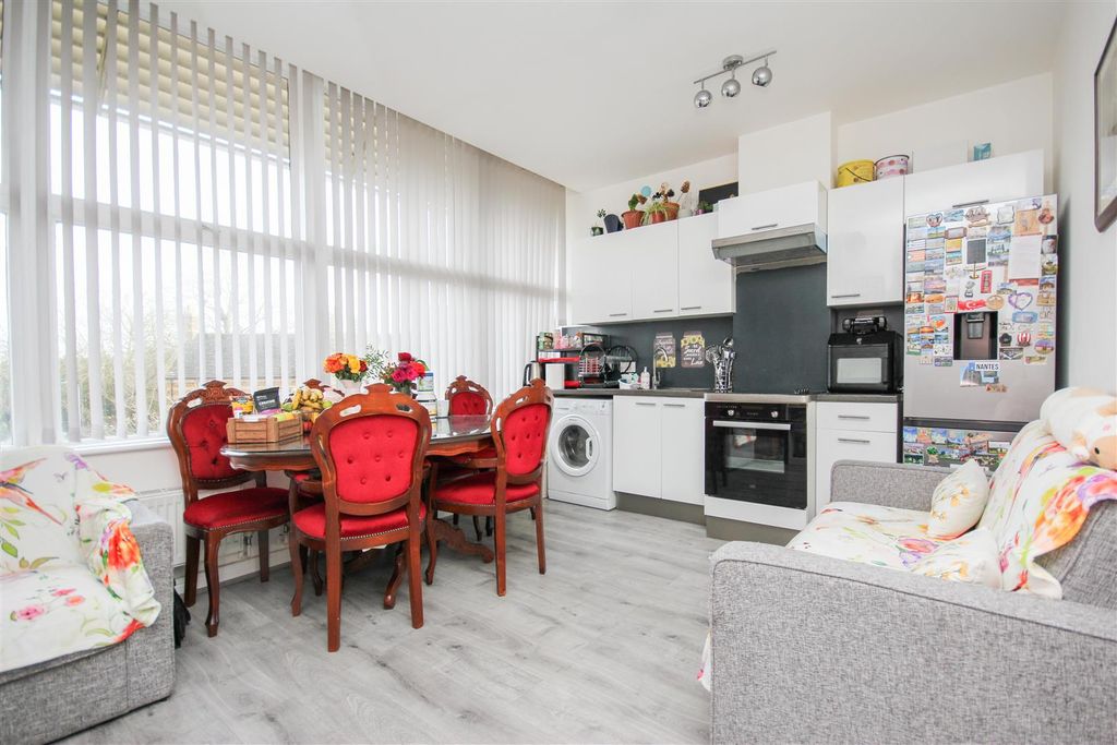 Property photo 3 of 8 Ld.Jpg