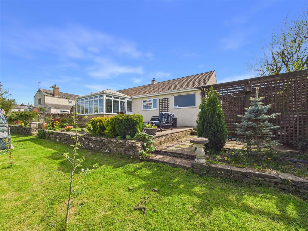 Property photo 2 of 18
