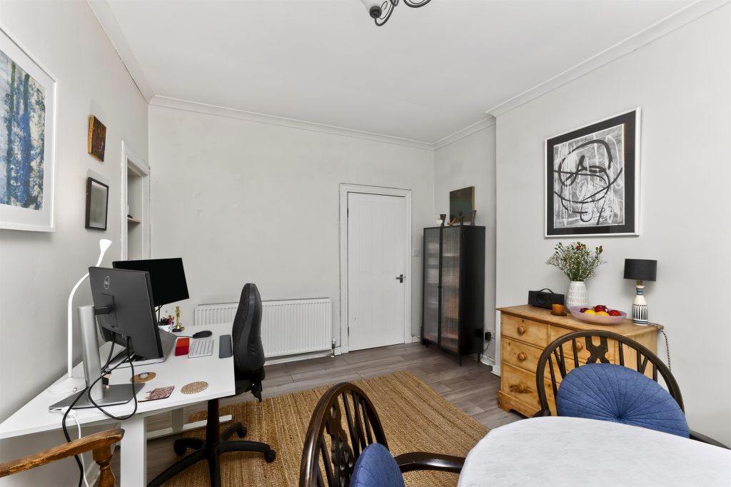 Additional image 6 of 2 bed flat for saleDorchester Avenue, Glasgow G12