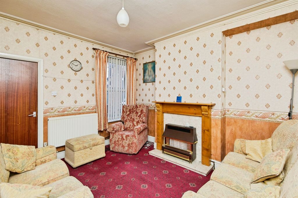 Property photo 3 of 14