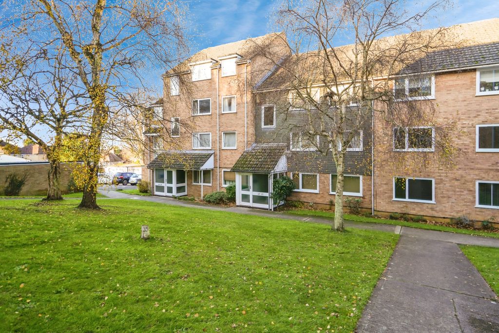 Property photo 1 of 15