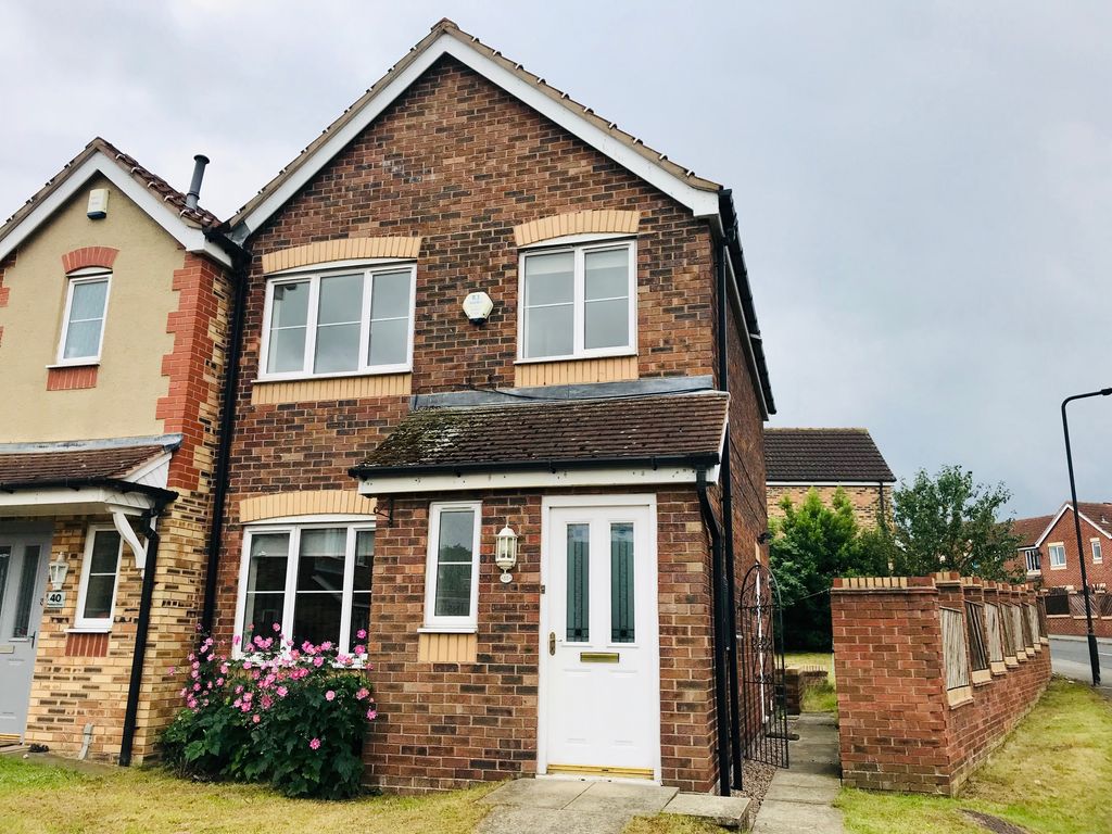 Property photo 1 of 11