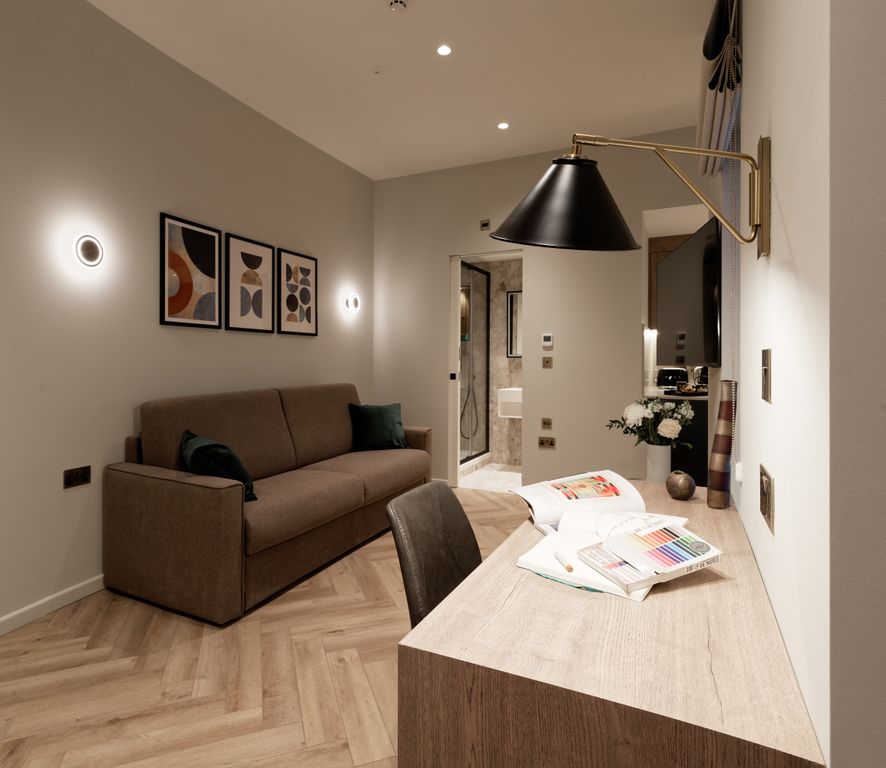 Property photo 2 of 5