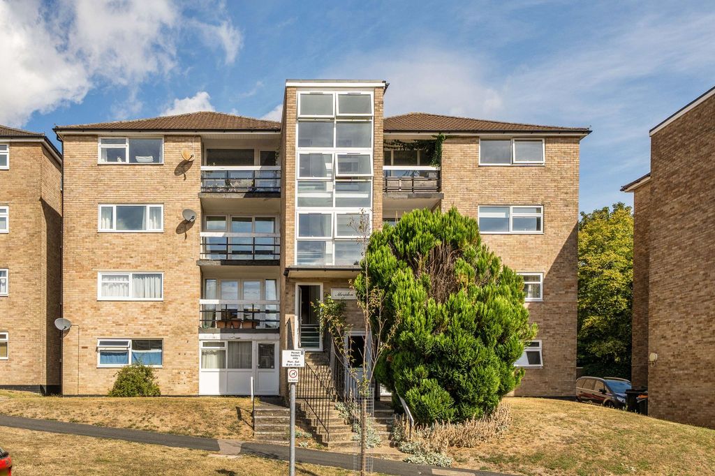 Property photo 1 of 14