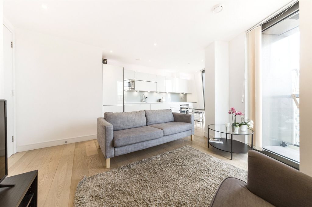 Property photo 3 of 10 Picture No. 06