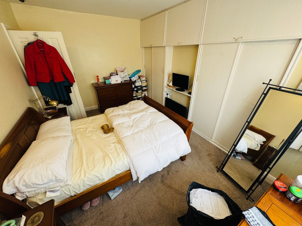 Property photo 1 of 1