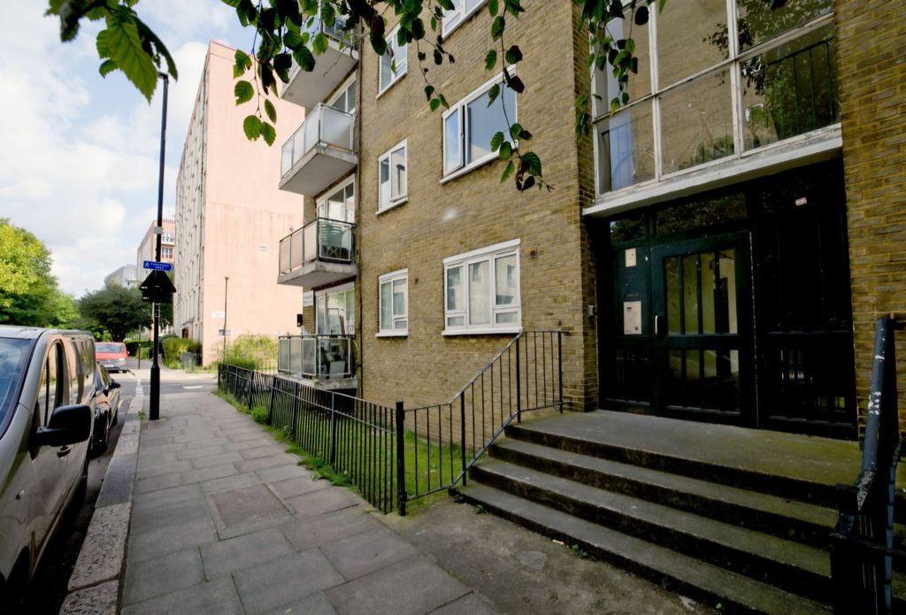 Property photo 2 of 22