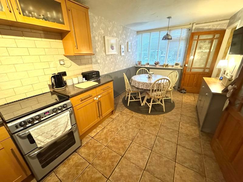 Property photo 3 of 15 Photo 5