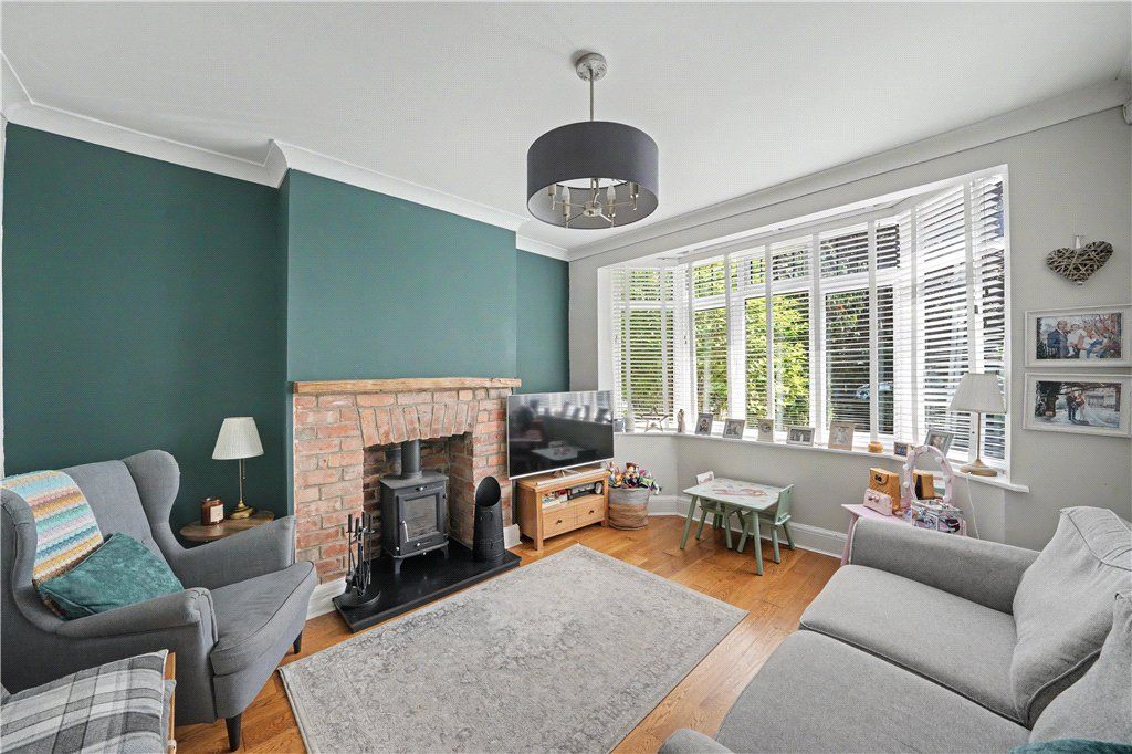 Property photo 2 of 14 Sitting Room