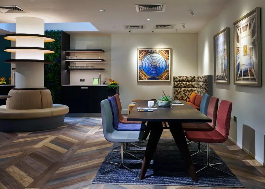 Property photo 3 of 6